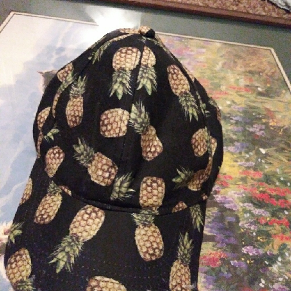Pineapple hat